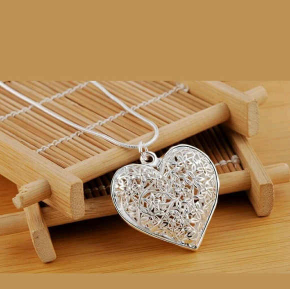 Heart silver plated jewelry - Picture 1 of 3